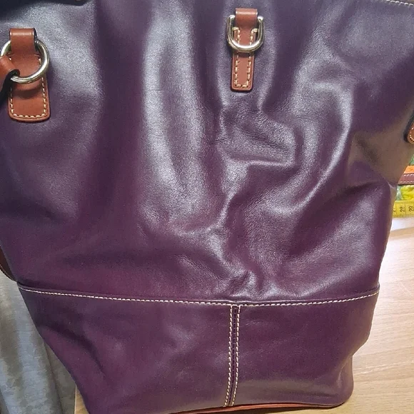 Dooney & Bourke Rich Purple Leather Shoulder Bag - Picture 5 of 9